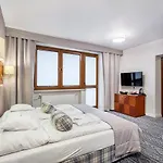 Zrodlo & Homestay